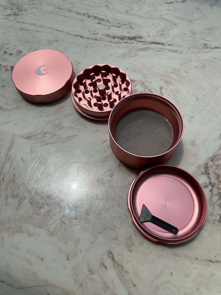 4 compartment grinder pink
