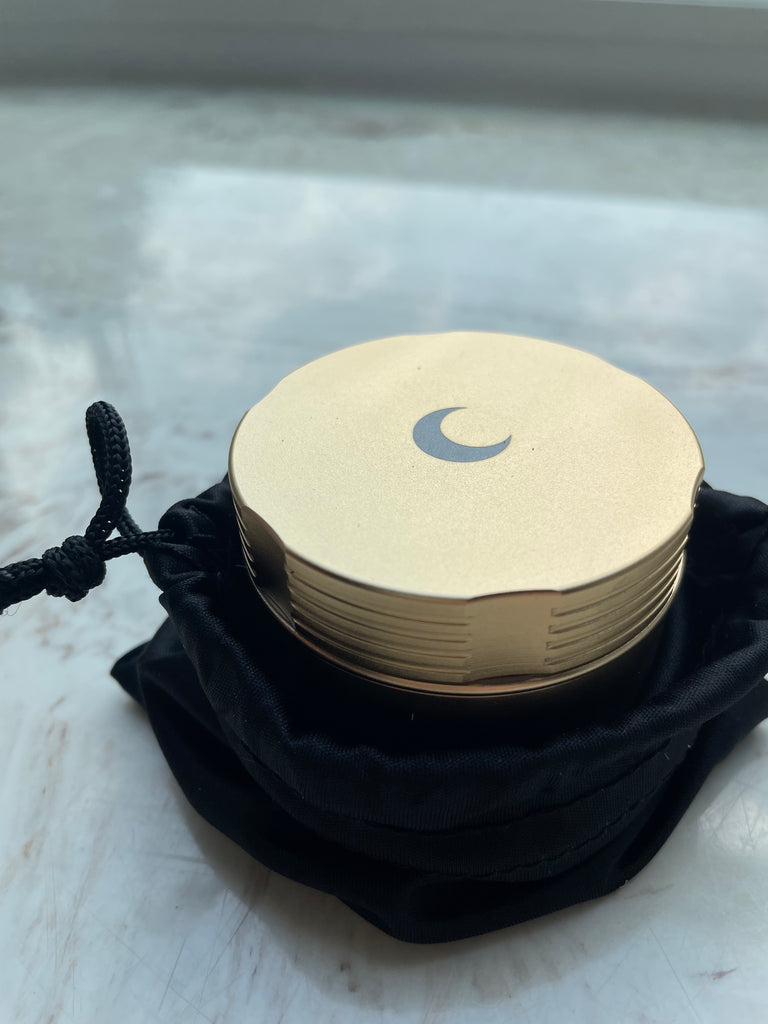 brando moon grinder