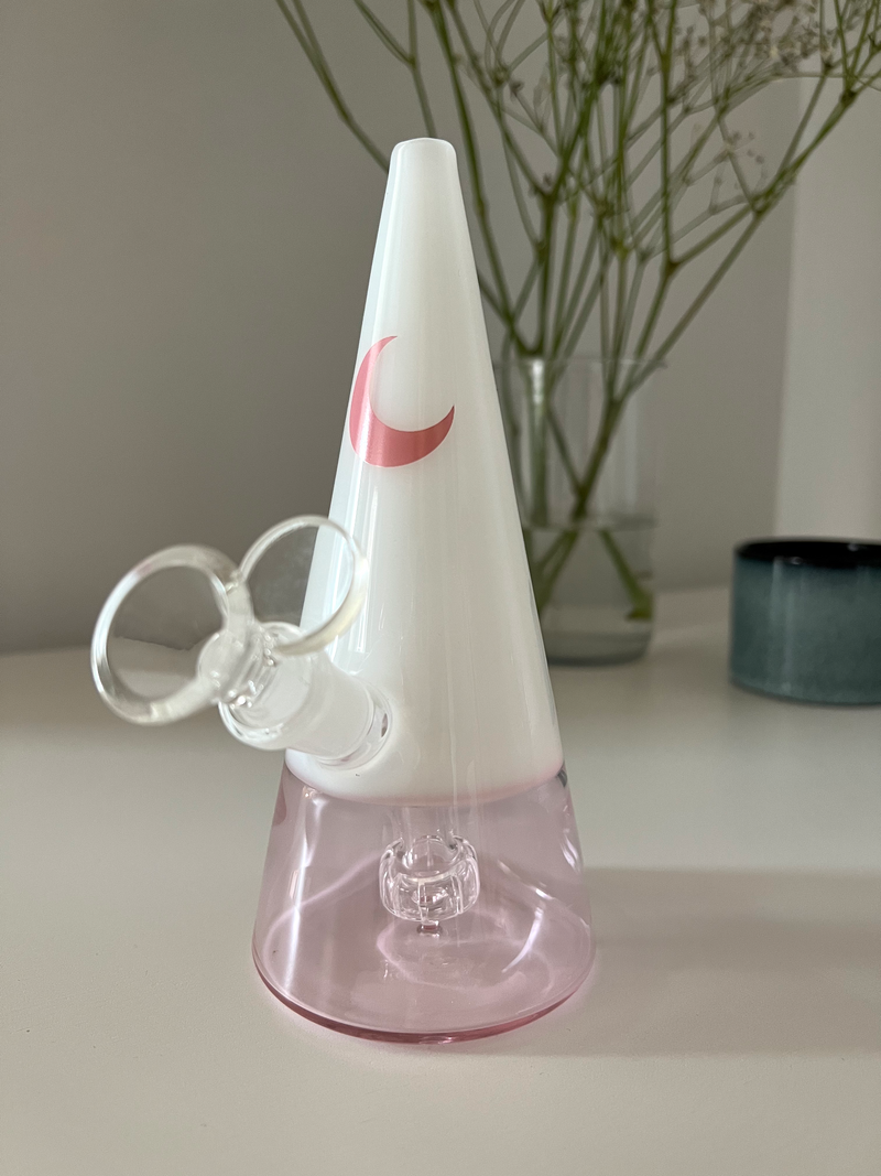 Triangle Bong - Elegant Small Travel Bong