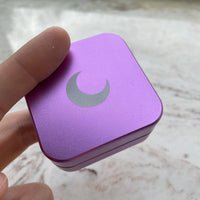 Pocket Square Grinder
