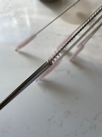Straw cleaner pink